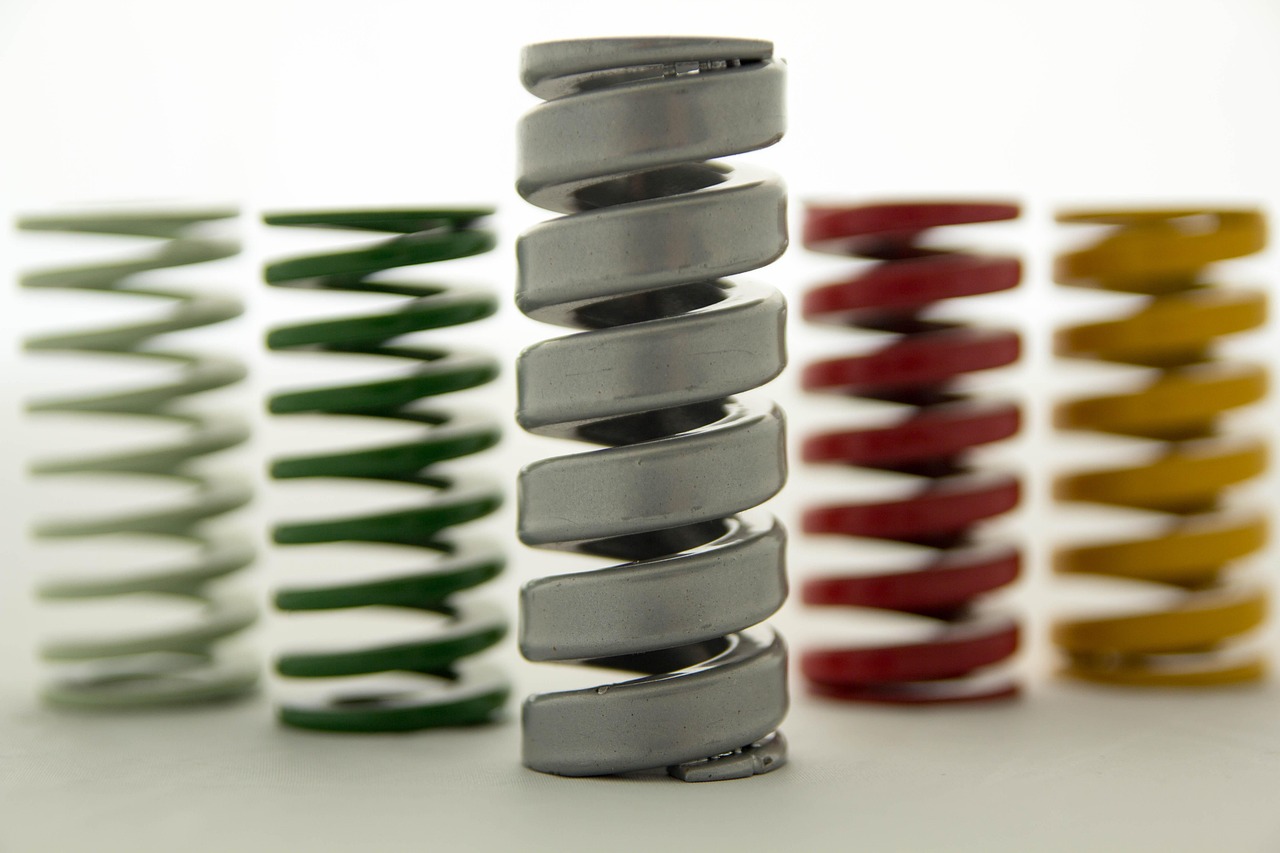 无限互联实名账号：实名制账号的信息资产和知识产权问题。